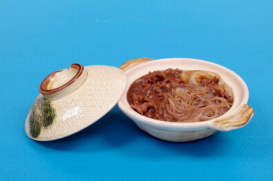 Satay Beef and Mung Bean Vermicelli Casserole