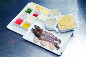 Ingredients of Linguine with King Prawns and Sea Scallops in Saffron Juice 