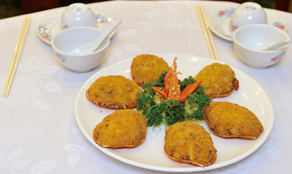 Fung Shing's Fried Breaded Crab Shells with Crab Meat is both aromatic and delicious