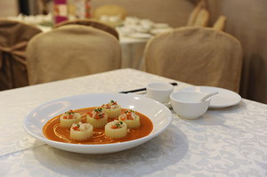 Seafood Stuffed Hairy Gourds 