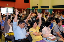 成員於講座中踴躍回答問題